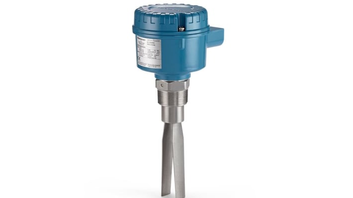 Rosemount 1408H Series Non-Contacting Radar Level Transmitter, Digital Output, Flange Mount, Polished Stainless Steel Body