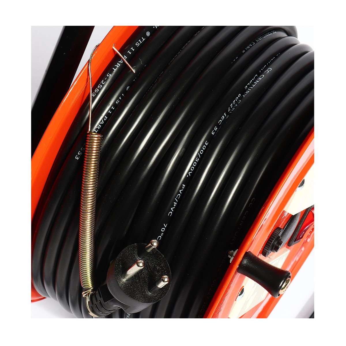 ล้อเก็บสายไฟ มาตรฐาน มอก. CHAMP รุ่น CHD41 Series สายไฟ VCT3X1.5 Sqmm ยาว 30 เมตร รองรับไฟได้ 16 แอมป์ (3,500 วัตต์) เต้าเสียบ 4 ช่อง 1 สวิต
