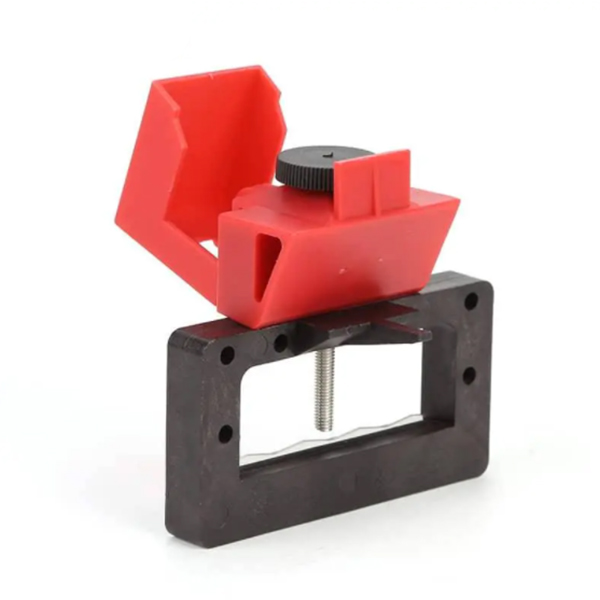 MERGIN  CBL13 Oversized Breaker Lockout