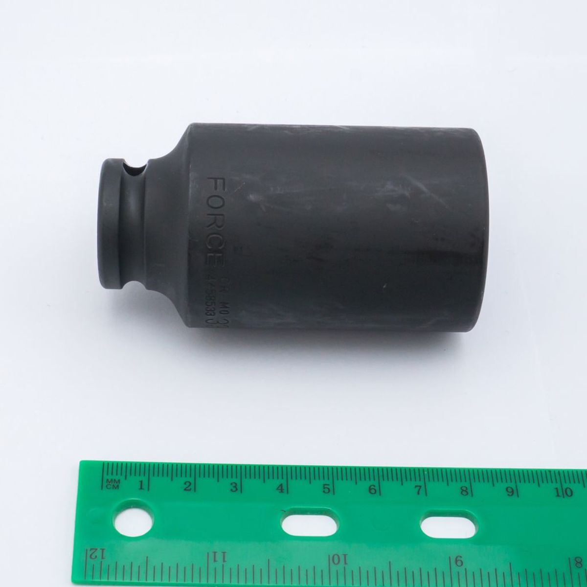 4458533 ลูกบ๊อกซ์ลม6PT.85MM 1/2"เบอร์ 33