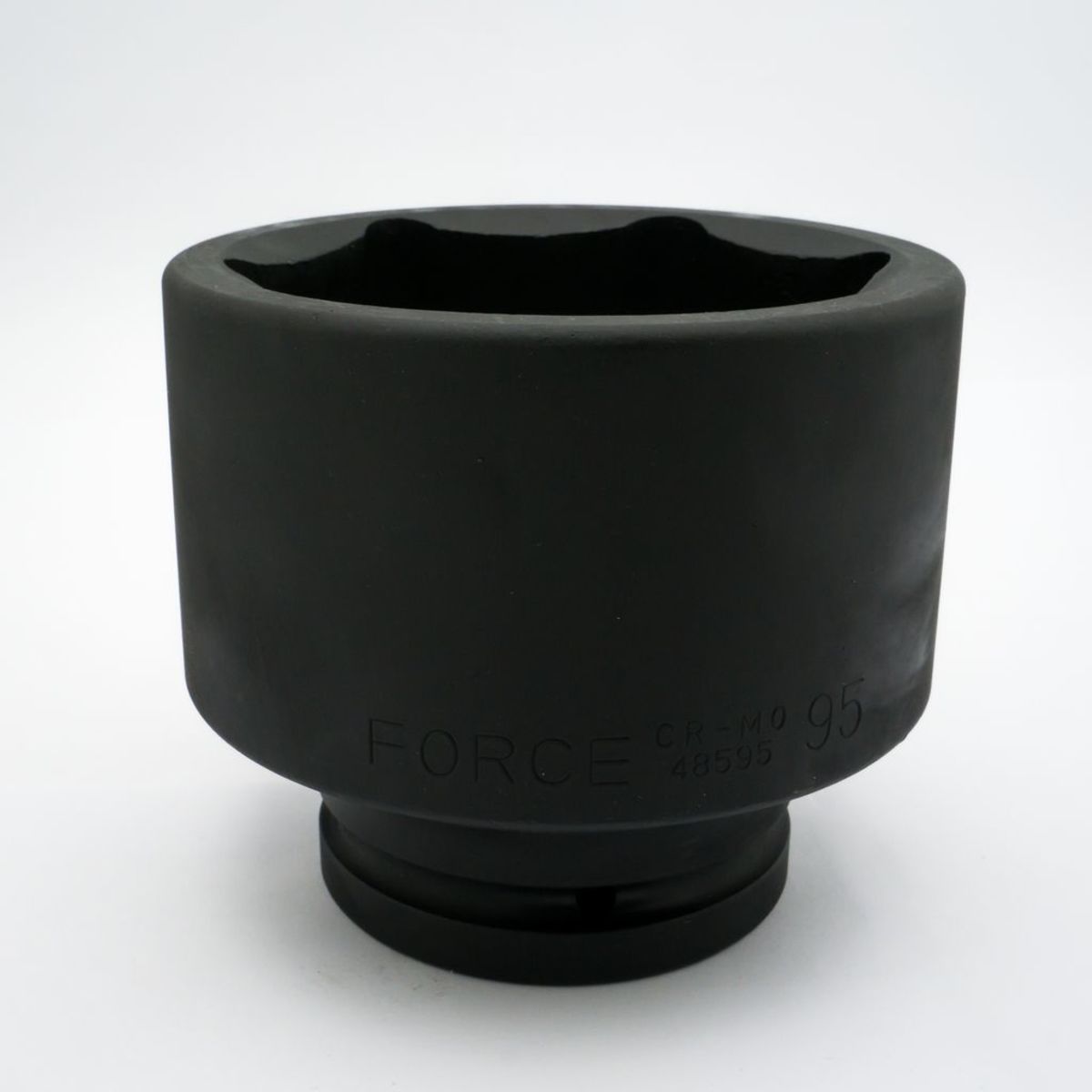 48595 ลูกบ๊อกซ์ลม 6PT. 105MM 1" NO.95