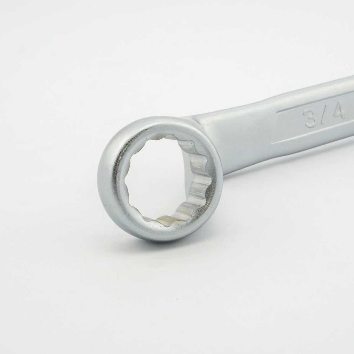 7591922S ประแจแหวน75 องศา 3/4"X7/8"