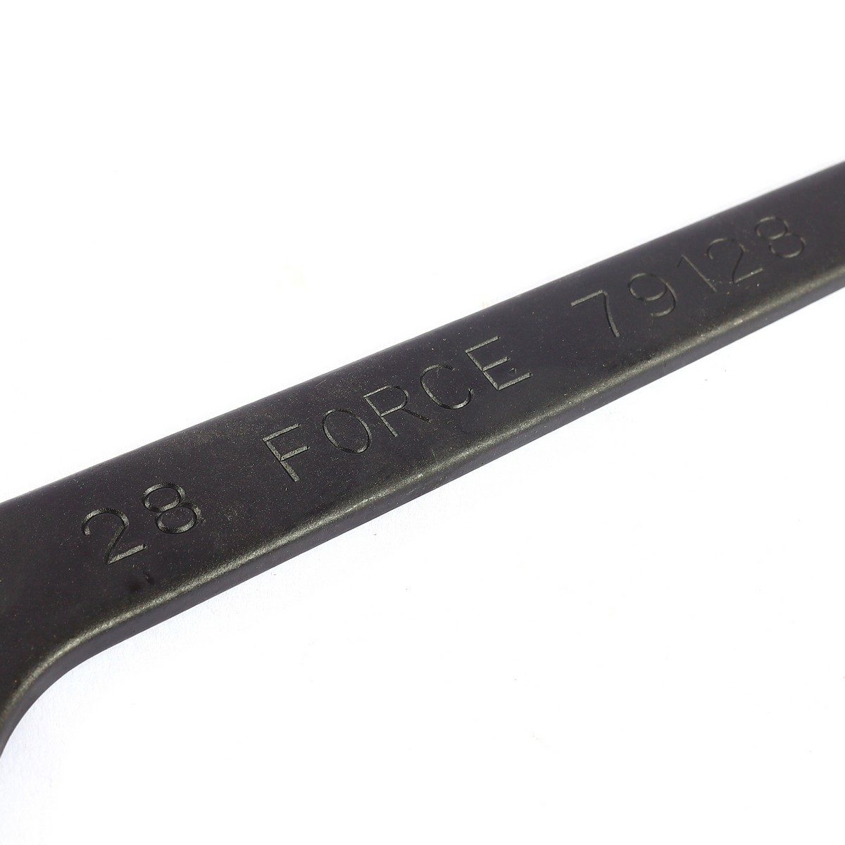 FORCE ประแจปากตาย หัวเดี่ยว สีดำ 28 มม. ยาว 240 มม. รุ่น 79128 แข็งแรงพิเศษ ทนต่อแรงกระแทก (ฟอร์ซ)