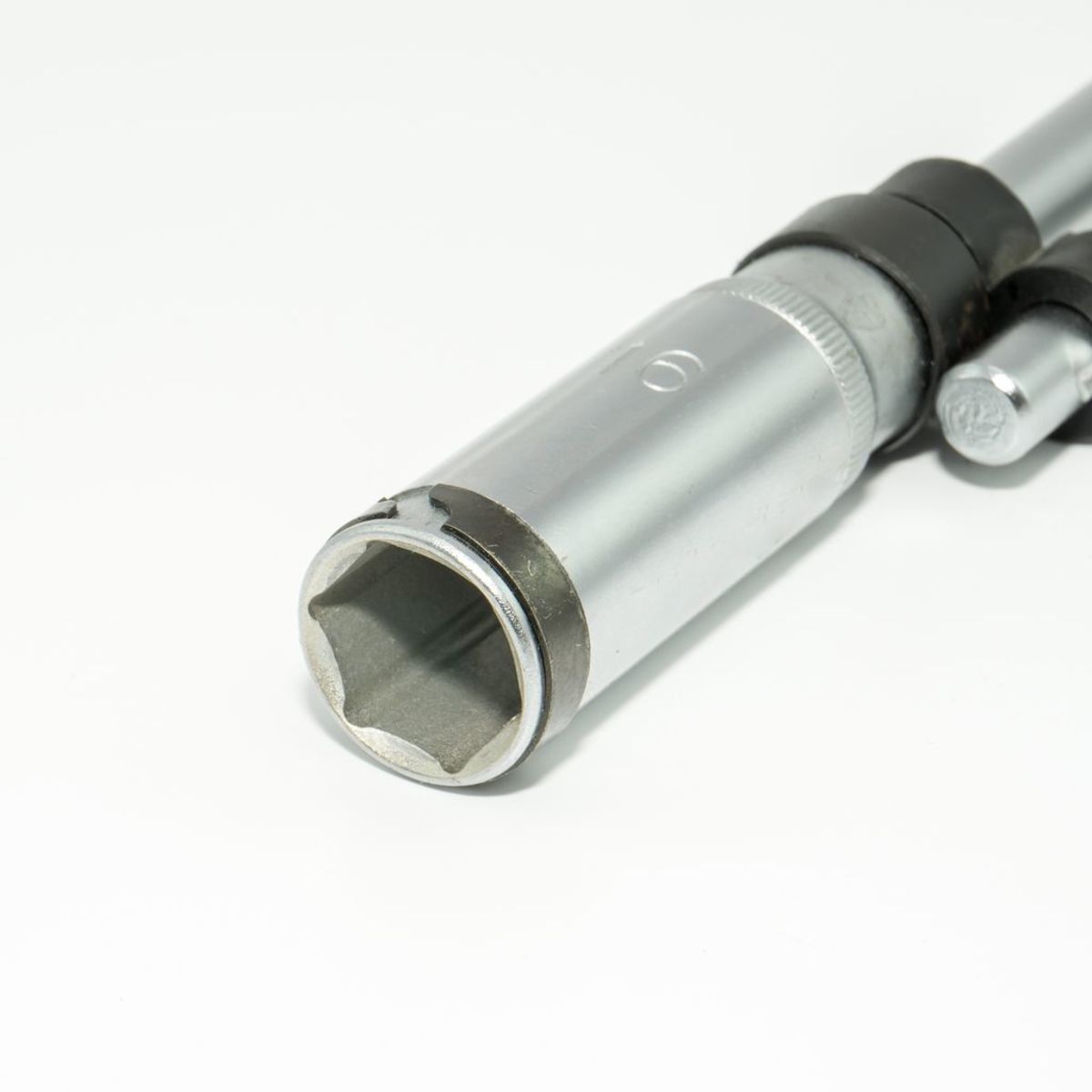 3/8" UNI.SPARK PLUG 16