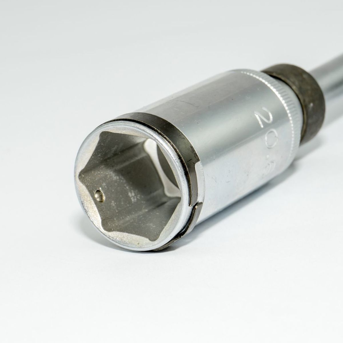 3/8" UNI.SPARK PLUG 20.6