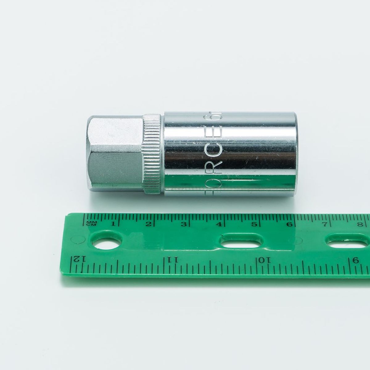 81806 ลูกบ๊อกซ์ขันสตัด1/2" 6มม. ยาว60มม.