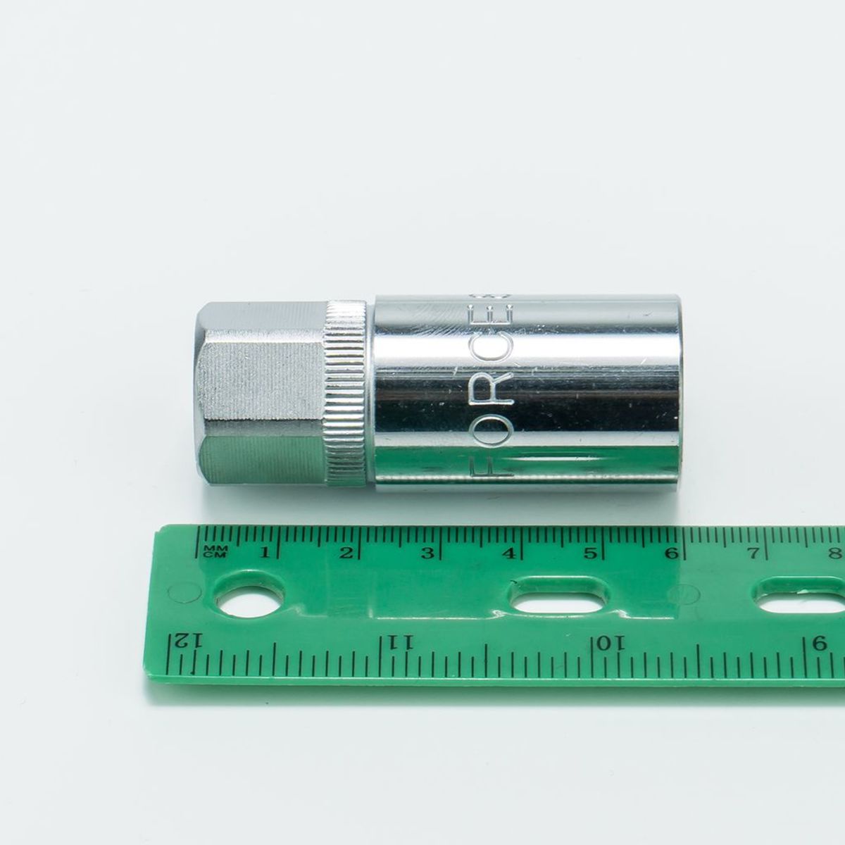 81808 ลูกบ๊อกซ์ขันสตัด1/2" 8มม. ยาว60มม.