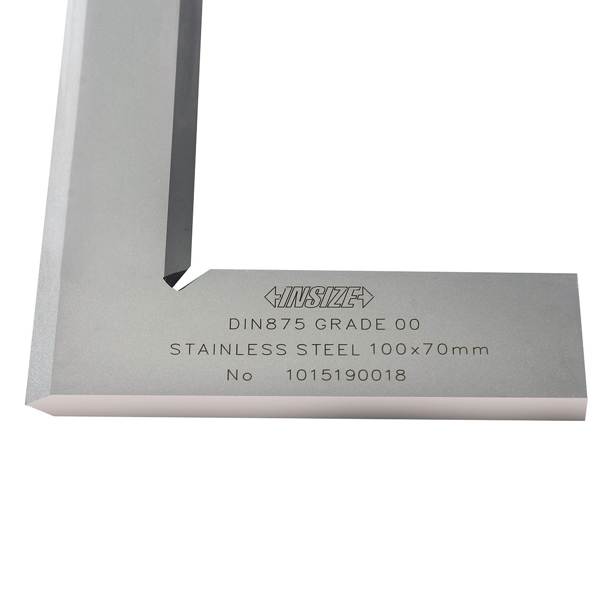 ฉากเหล็กวัด 90 องศา (90 Beveled Edge Square) อินไซส์ (INSIZE) รุ่น 4790-0100 ขนาด 100x70 มม. เกรด 00 ตรงมุมมีร่องวัดความเอียงทั้งในและนอก ตร