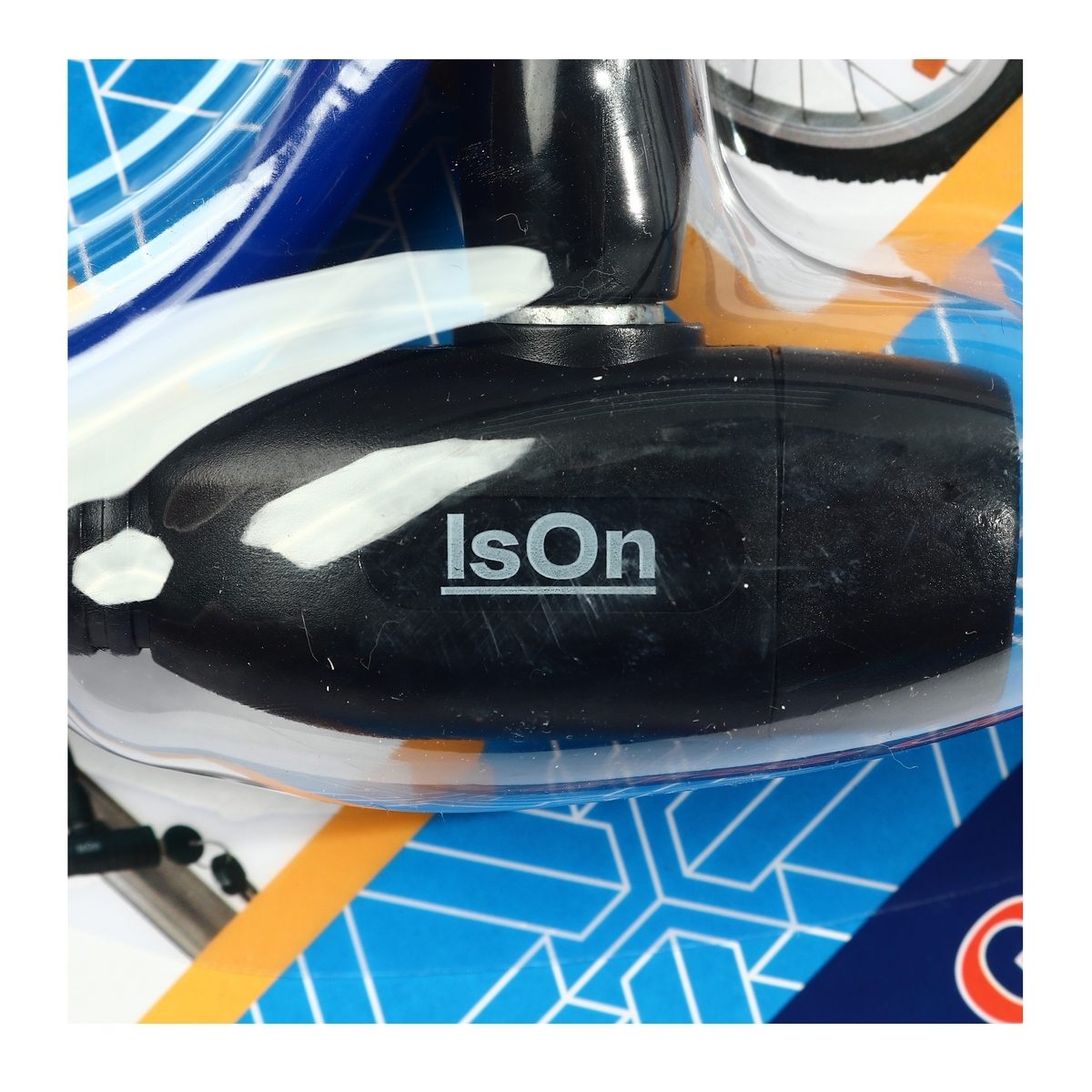 ISON กุญแจสายล็อคสลิง ตัวกุญแจผลิตจากเหล็ก ชุบโครเมี่ยม รุ่น 80065 สีน้ำเงิน (อีสออน)