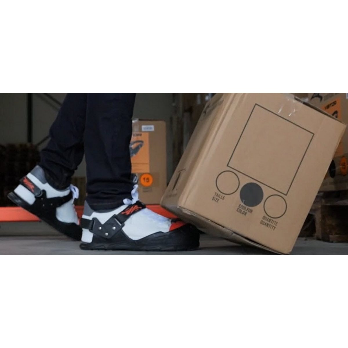 JOGGER เสริมหัวเหล็ก เบอร์ EU 43-45 (L) รุ่น VISITORI กันลื่น สำหรับรองเท้าทุกชนิด พร้อมสายรัด 2 จุด (จ็อกเกอร์)