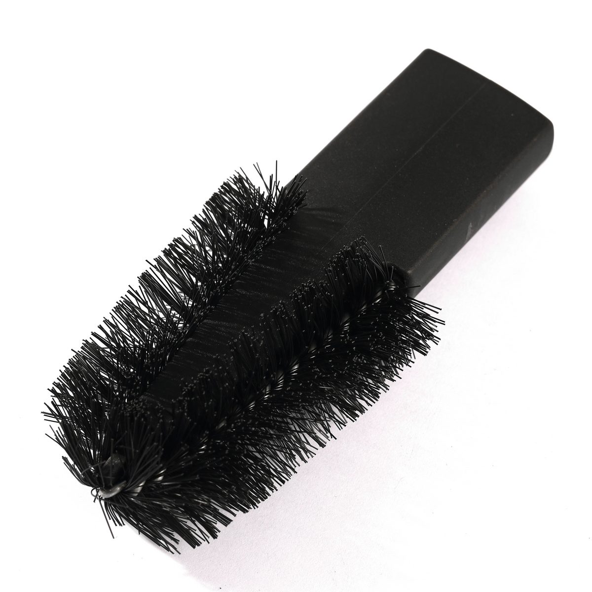 BRUSH TYPE NOZZLE