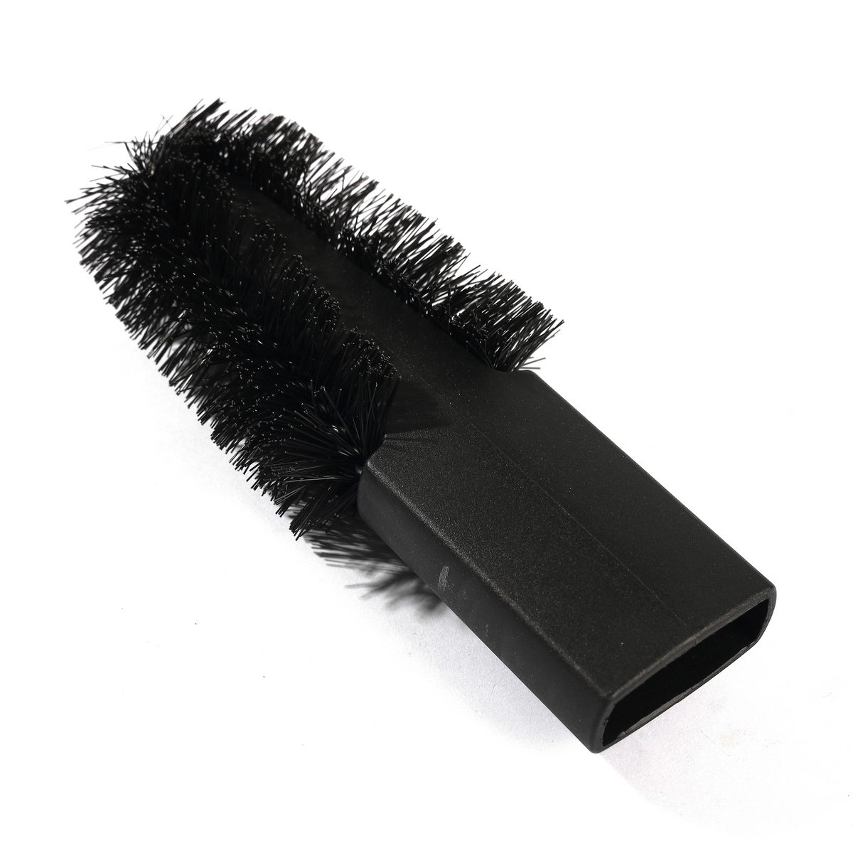BRUSH TYPE NOZZLE