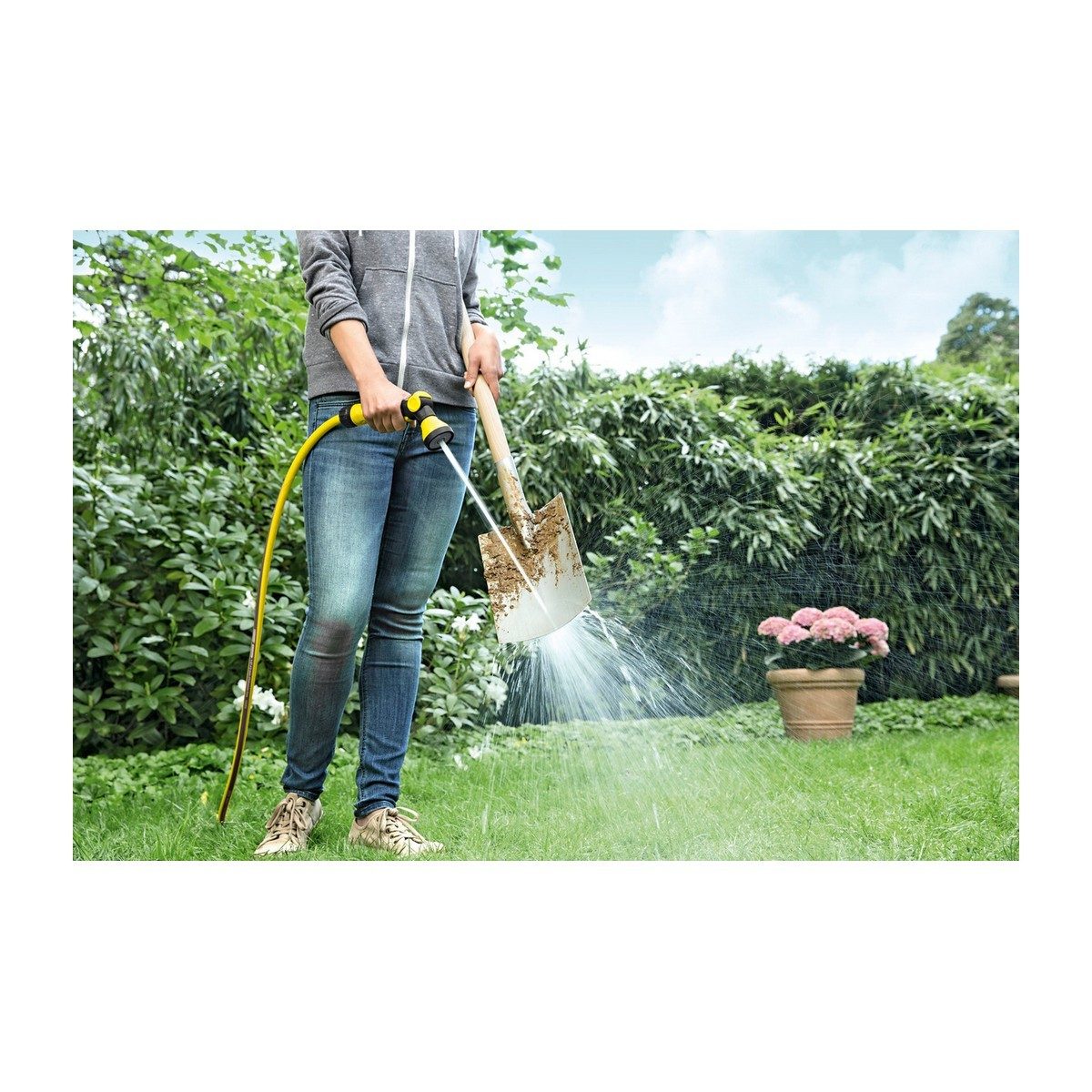 KARCHER ปืนฉีดอเนกประสงค์พ่น 3 แบบ ฝักบัว, จุด และกรวยเจ็ท เหมาะสำหรับการรดน้ำต้นไม้ต่อเนื่อง (คาร์เชอร์)