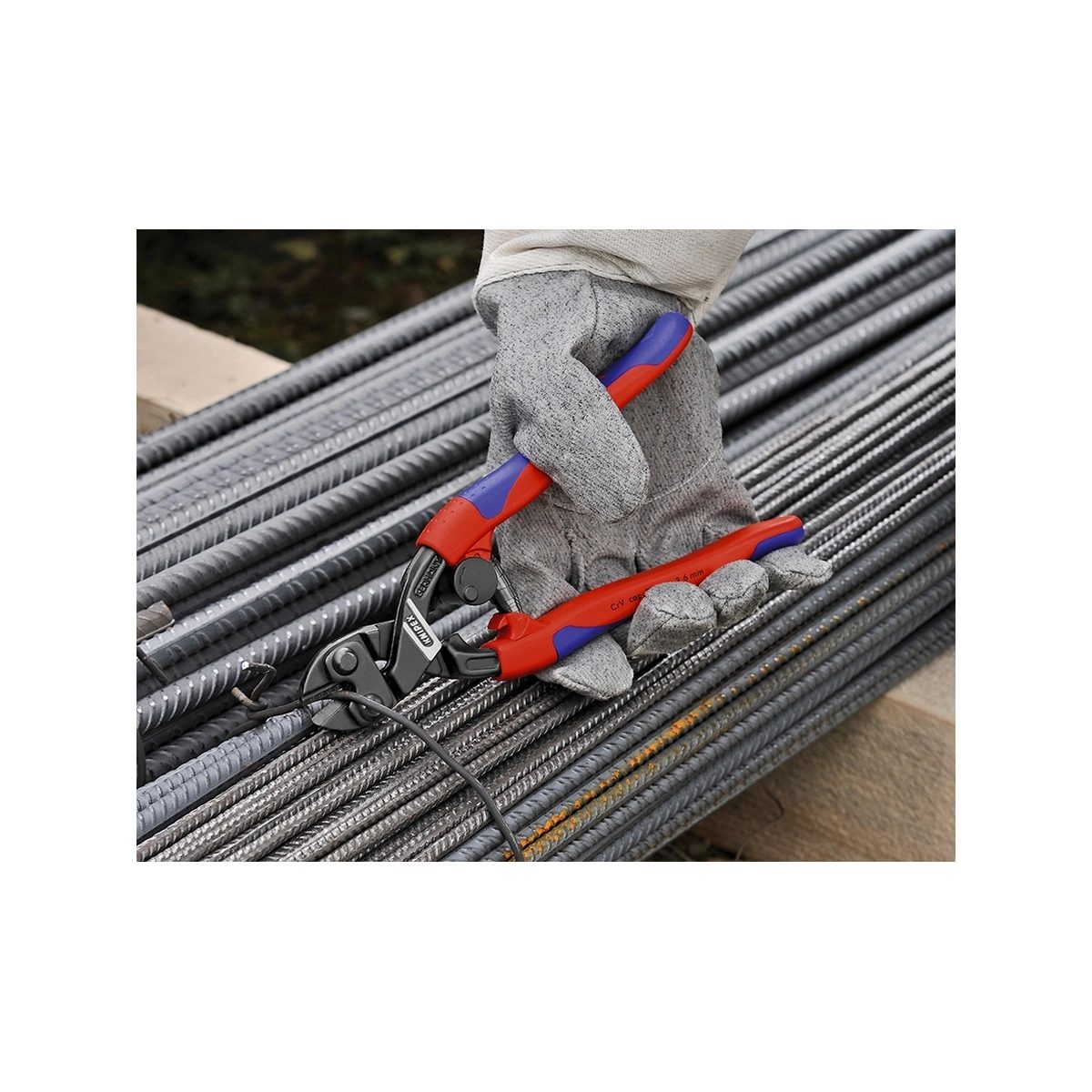 KNIPEX คีมตัดสลัก รุ่น CoBolt มีสปริง ขนาด 200 มม. รหัส 71 12 200 (คะนิเพค)