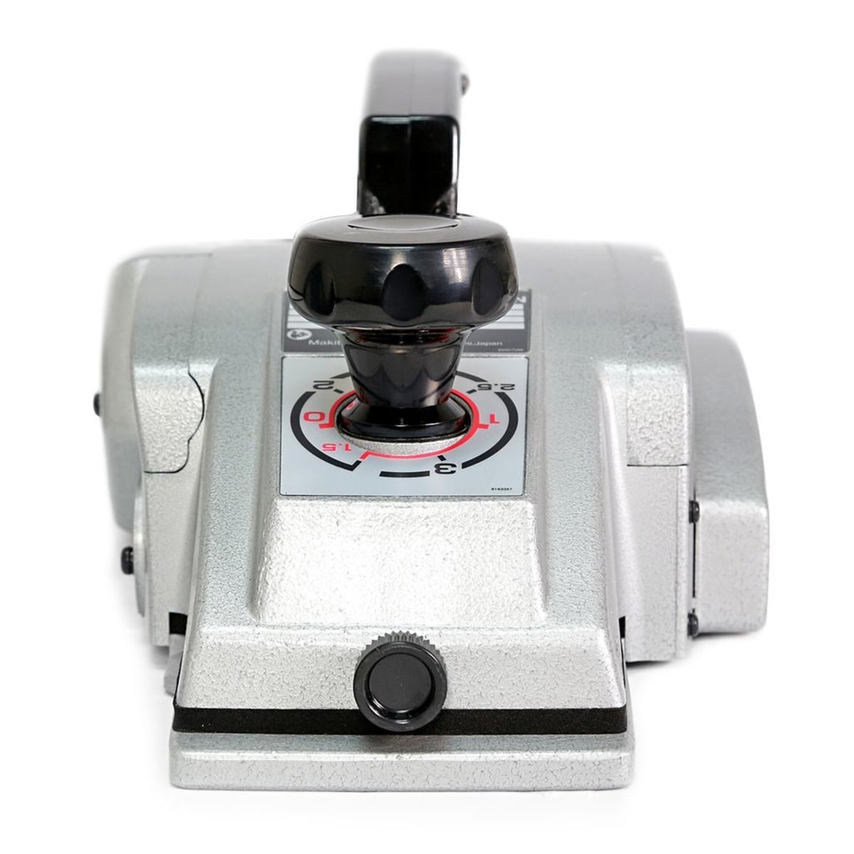 MAKITA กบไสไม้ไฟฟ้า ขนาด 5-3/8 นิ้ว (136 มม.) กำลังไฟ 960 วัตต์ รุ่น 1804N กบกินเนื้อไม้ลึก 3 มม. ความเร็วรอบตัวเปล่า 16,000 รอบ/นาที (มากีต