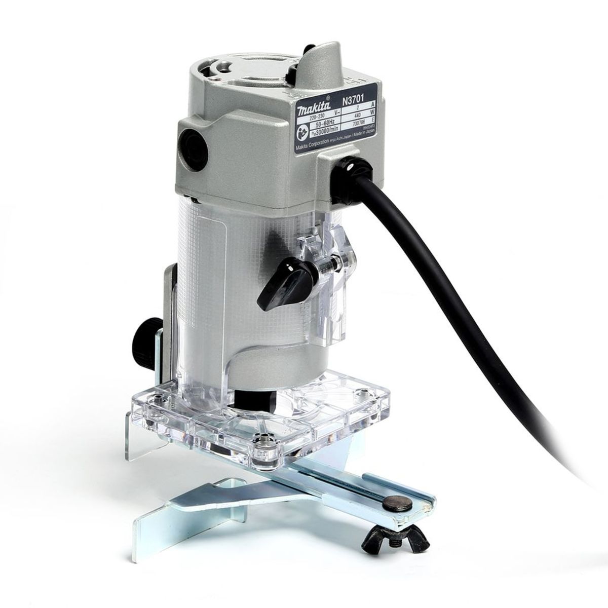 MAKITA เครื่องแกะลายไม้ ขนาด 1/4 นิ้ว (6 มม.) กำลังไฟ 440 วัตต์ รุ่น N3701 ความเร็วรอบ 30,000 รอบ/นาที (มากีต้า)