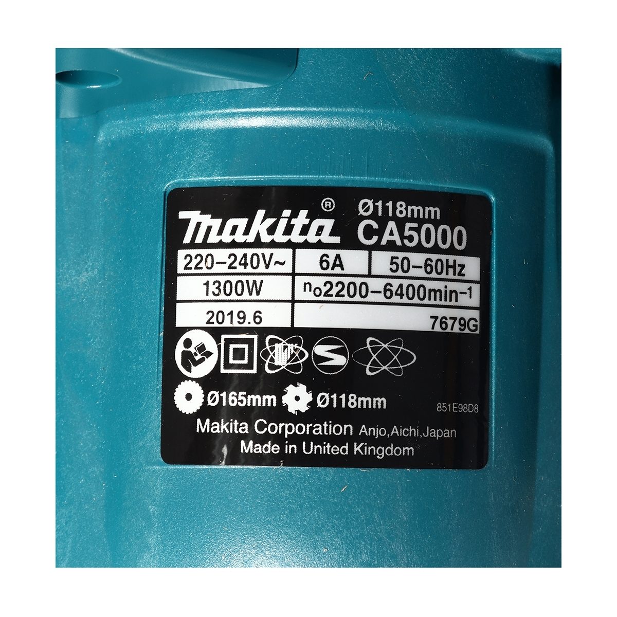MAKITA เครื่องเซาะร่องอะลูมิเนียมไฟฟ้า ขนาด 5 นิ้ว (118 มม.) กำลังไฟ 1,300 วัตต์ รุ่น CA5000XJ ความเร็วรอบสูงสุด 6,400 รอบ/นาที (มากีต้า)