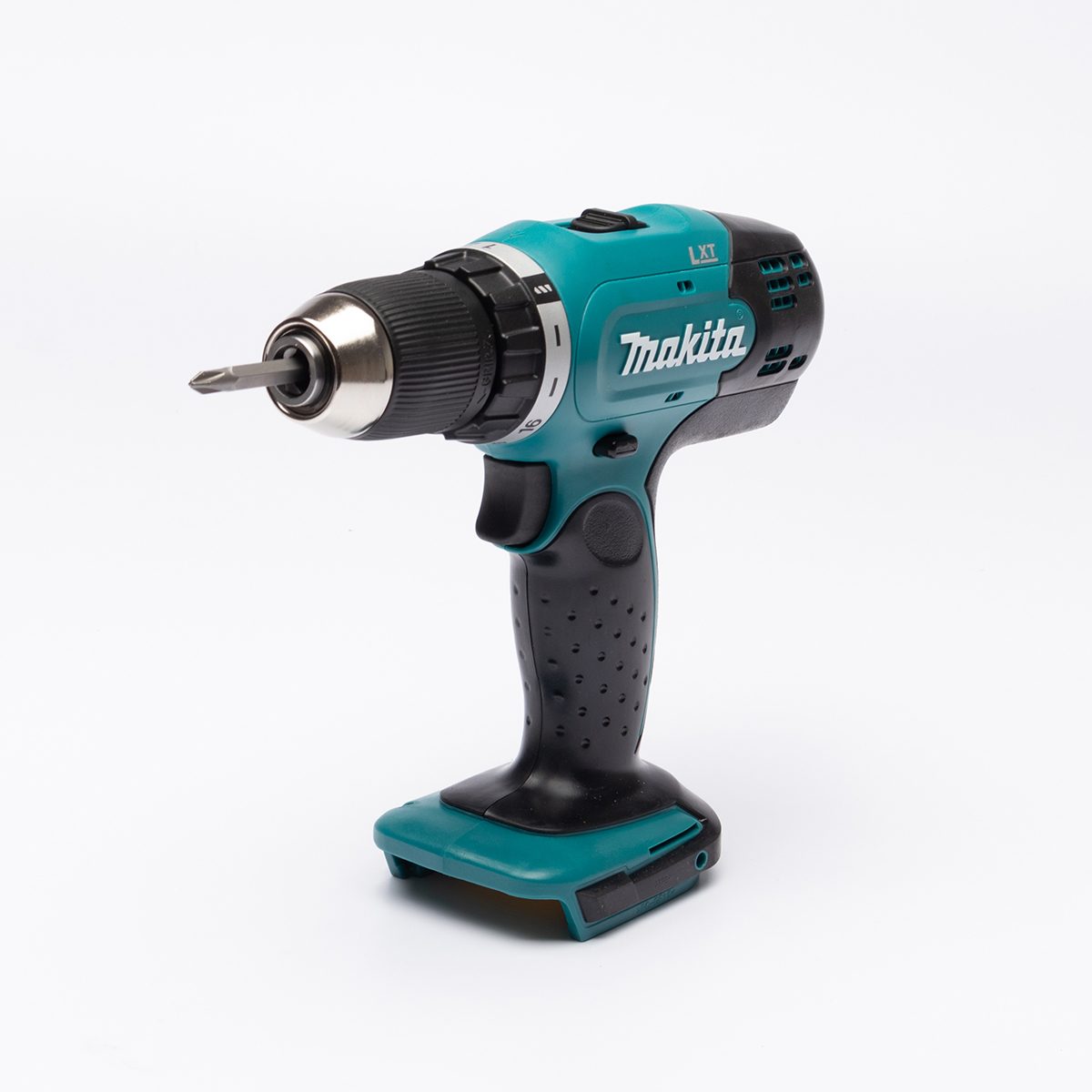 MAKITA สว่านไขควงไร้สาย 18 โวลต์ ขนาด 1/2 นิ้ว รุ่น DDF453Z แรงบิดหมุน 38 นิวตันเมตร ไม่รวมแบตเตอรี่และแท่นชาร์จ (มากีต้า)
