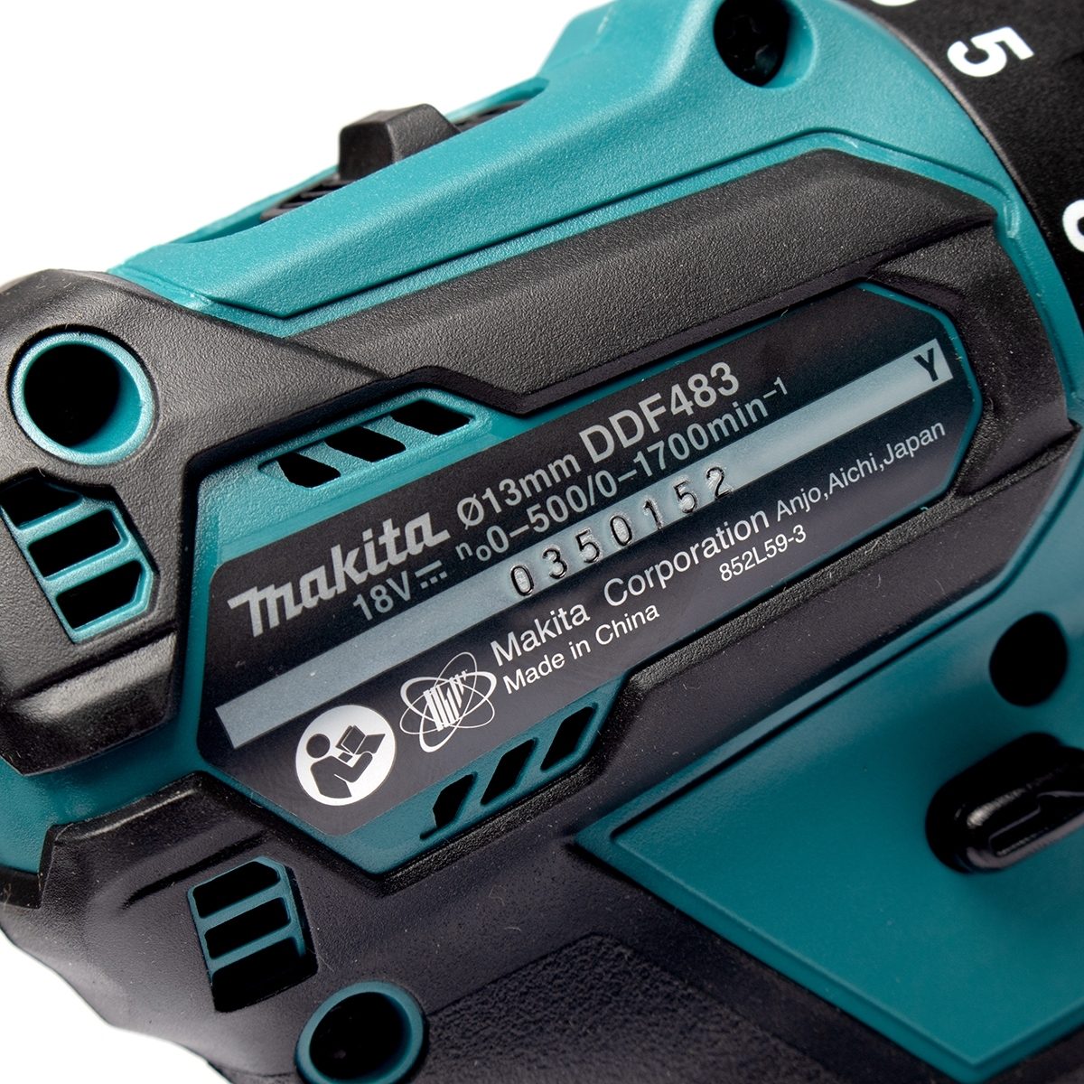MAKITA ชุดสว่านไขควงไร้สาย 18 โวลต์ รุ่น DDF483RFE เจาะโลหะ 13 มม. (1/2 นิ้ว) เจาะไม้ 36 มม. (1-7/16 นิ้ว) มอเตอร์แบบไร้แปรงถ่าน ปรับแรงบิดไ