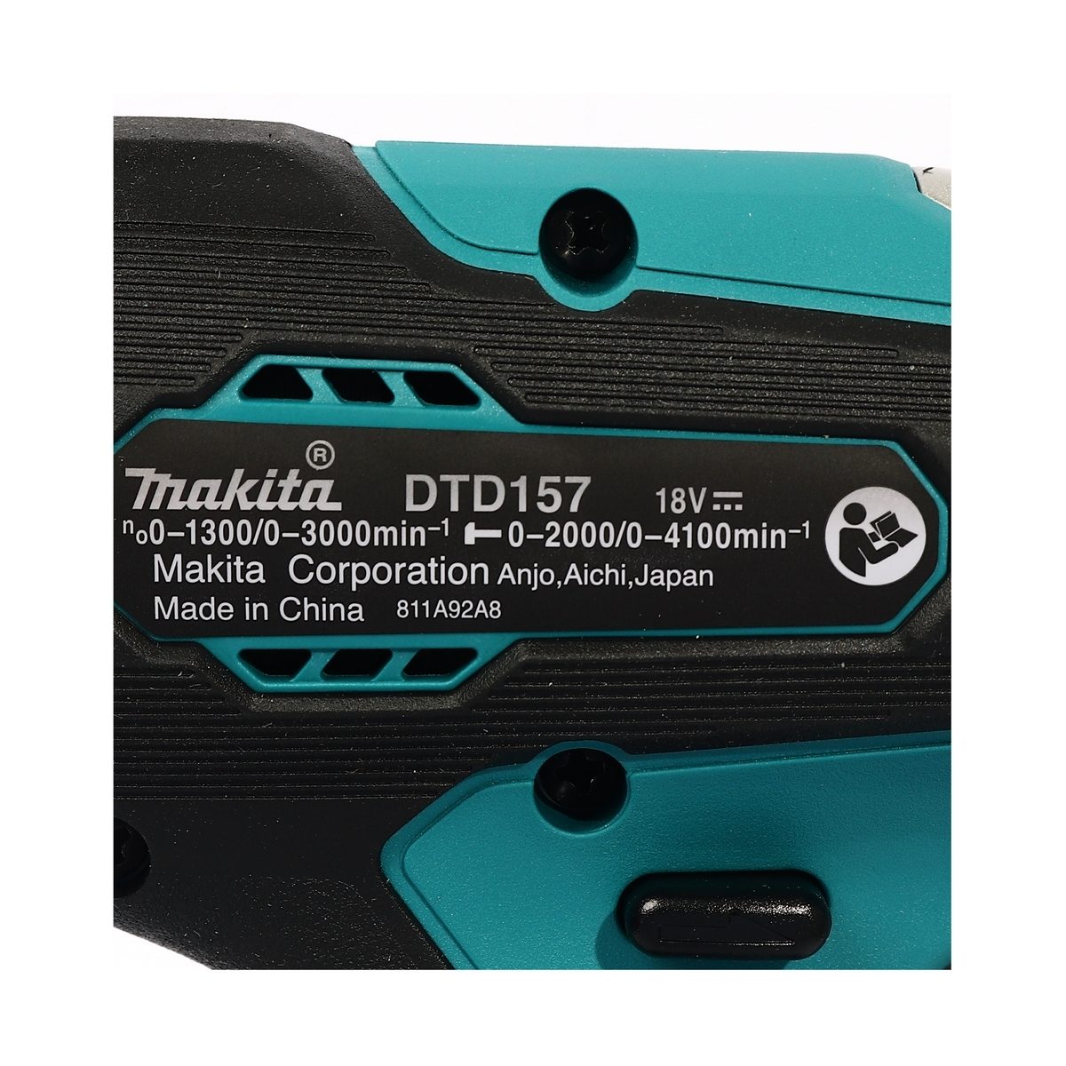 MAKITA (มากีต้า) สว่านกระแทกไร้สาย 18V รุ่น DTD157Z แรงบิดสูงสุด 140 นิวตันเมตร มอเตอร์ไร้แปรงถ่าน สามารถทำงานในพื้นที่แคบได้ (เครื่องเปล่า)