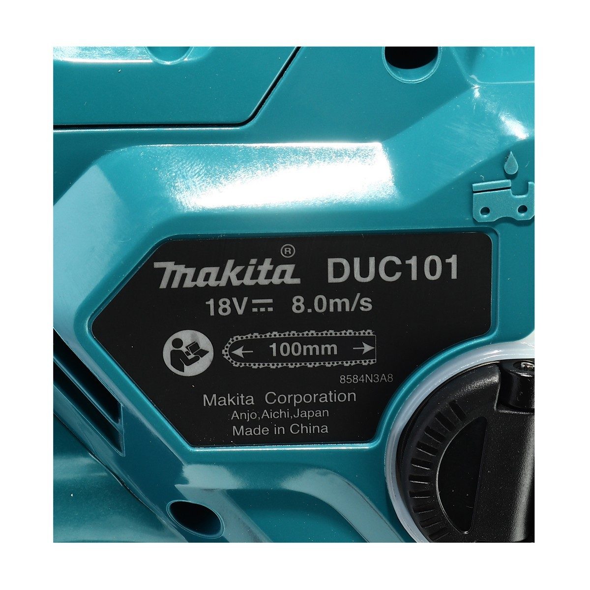 MAKITA เลื่อยโซ่ไร้สาย 18 โวลต์ 4 นิ้ว รุ่น DUC101SF ความเร็วโซ่สูงสุด 8.0 เมตร/ วินาที ถังน้ำมัน 55 มล. มอเตอร์ BL รวมแบตเตอรี่-แท่นชาร์จ (