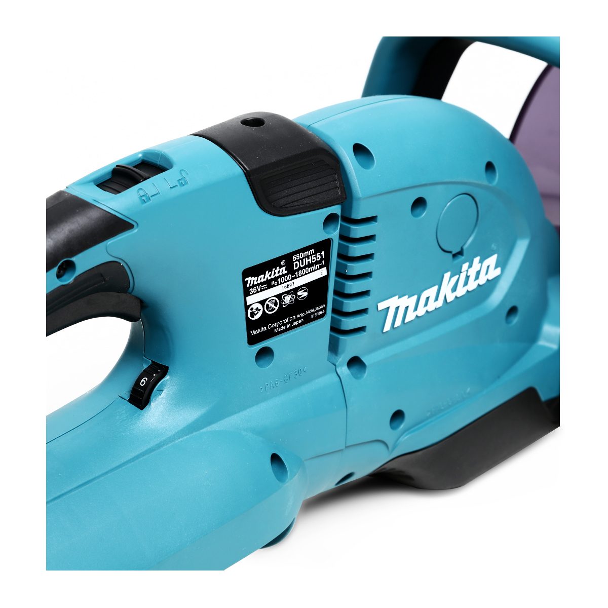 MAKITA เครื่องเล็มพุ่มไร้สาย 36 โวลต์ ความยาวใบมีด 550 มม. รุ่น DUH551Z ความเร็วช่วงชัก 2,000 - 3,000 ครั้ง/นาที ไม่รวมแบตเตอรี่-แท่นชาร์จ (