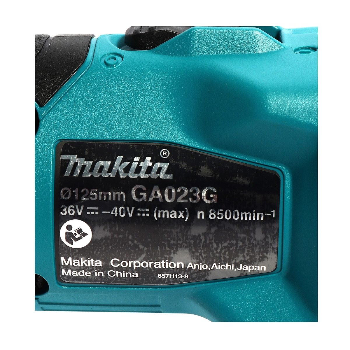 MAKITA เครื่องเจียไร้สาย 40 โวลต์ ขนาด 5 นิ้ว รุ่น GA023GZ ความเร็วรอบตัวเปล่า 3,000-8,500 รอบ/นาที ปรับรอบได้ สวิตซ์สไลด์ ไม่รวมแบตเตอรี่แล
