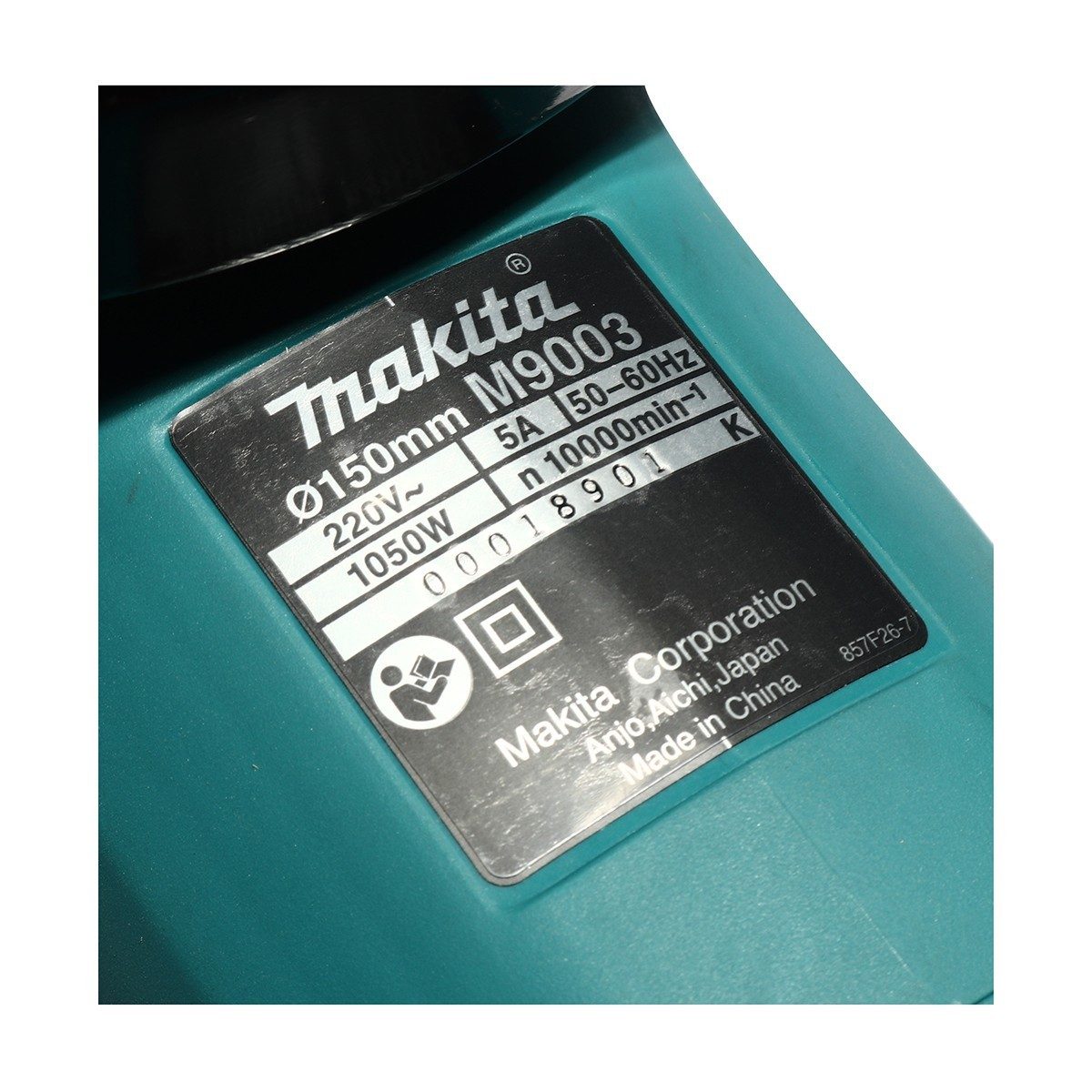 MAKITA เครื่องเจียรไฟฟ้า ขนาด 6 นิ้ว กำลังไฟ 1,050 วัตต์ รุ่น M9003B ความเร็วรอบตัวเปล่า 10,000 รอบ/นาที สวิตช์ไกปืน (มากีต้า : MT-Series)