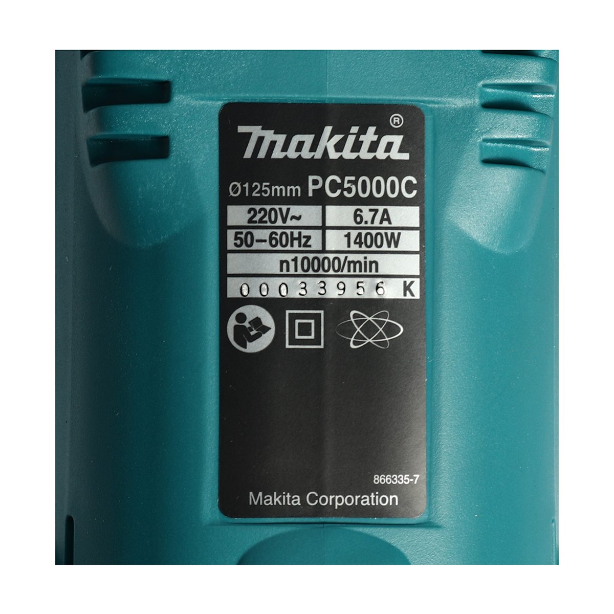 MAKITA เครื่องขัดคอนกรีต ขนาด 5 นิ้ว (125 มม.) รุ่น PC5000C กำลังไฟ 1,400 วัตต์ ความเร็วรอบ 10,000 รอบ/นาที มีถุงเก็บฝุ่น ฉนวนสองชั้น มีระบบ