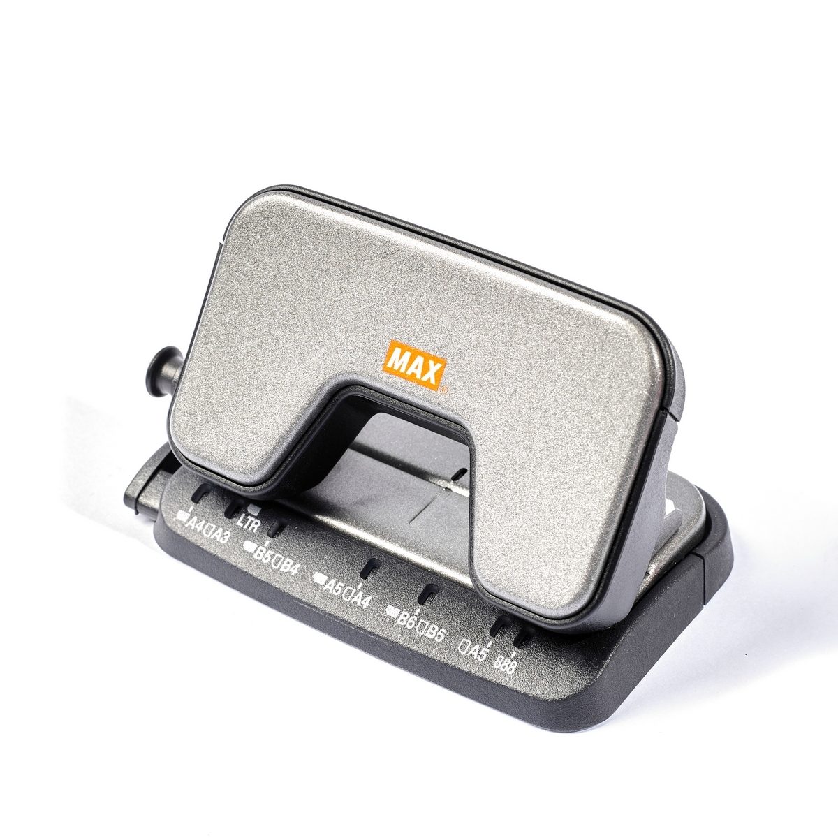MAX เครื่องเจาะกระดาษ 2 รู ตุ๊ดตู่เจาะรู รุ่น DP-15T สีเงิน เจาะกระดาษหนา 12 แผ่น (กระดาษ 70 แกรม) มีฝาพลาสติก ปิดคลุมช่วยเพิ่มความปลอดภัย เ