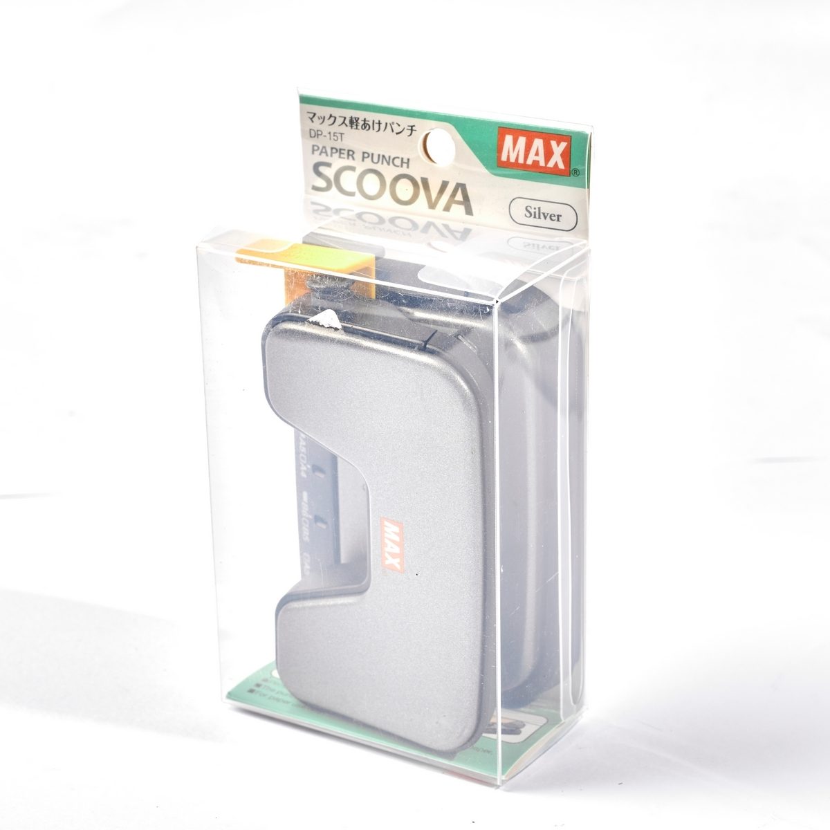 MAX เครื่องเจาะกระดาษ 2 รู ตุ๊ดตู่เจาะรู รุ่น DP-15T สีเงิน เจาะกระดาษหนา 12 แผ่น (กระดาษ 70 แกรม) มีฝาพลาสติก ปิดคลุมช่วยเพิ่มความปลอดภัย เ