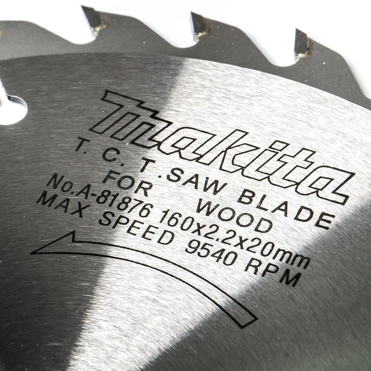 MAKITA ใบเลื่อยวงเดือนคาร์ไบด์สำหรับตัดไม้ 6 นิ้ว 30 ฟัน รุ่น A-81876 เส้นผ่านศูนย์กลาง 160 มม. หนา 2.2 มม. (มากีต้า)