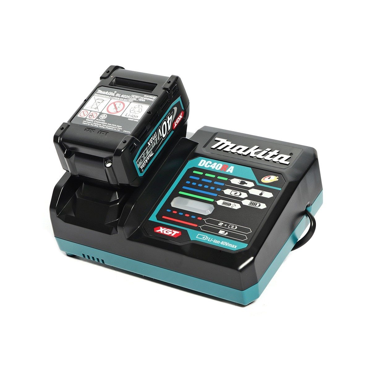 MAKITA ชุดแบตเตอรี่และแท่นชาร์จ 40 โวลต์ รุ่น MKP1G001 ประกอบด้วย แบตเตอรี่ BL4040 (2.5 แอมป์) 2 ชิ้น + แท่นชาร์จเร็ว DC40RA + กล่องเครื่องม