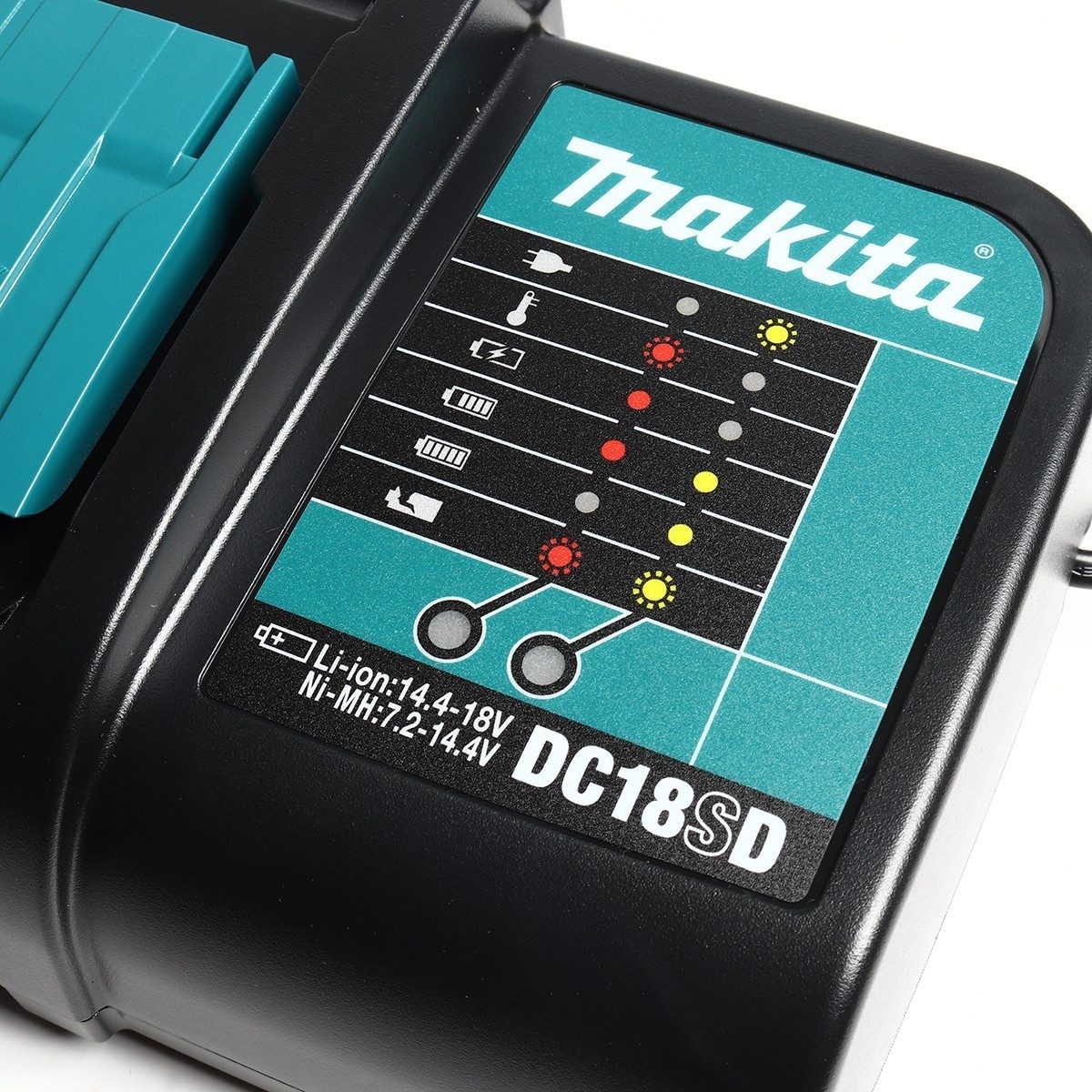 MAKITA เครื่องชาร์จแบตเตอรี่ 18 โวลต์ มาตรฐาน รุ่น DC18SD กำลังไฟ 70 วัตต์ ใช้กับแบต BL1830B / BL1850B / BL1860B / BL1815N (มากีต้า)