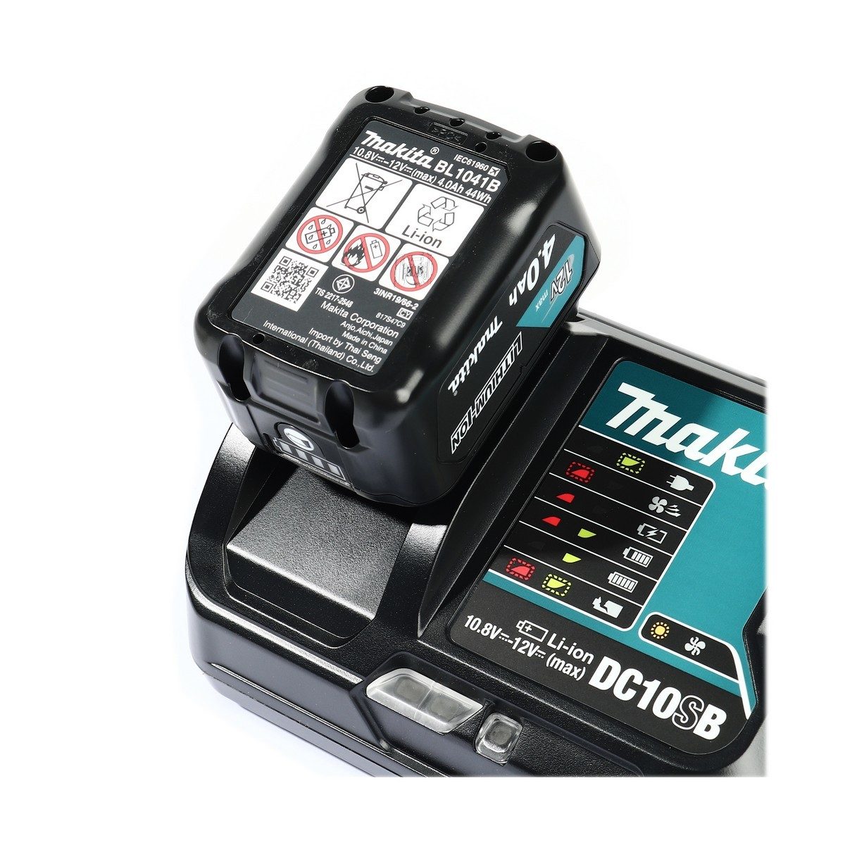 MAKITA ชุดแบตเตอรี่และแท่นชาร์จ 12 โวลต์ รุ่น MKP1SM122 ประกอบด้วย แบตเตอรี่ BL1041B (4 แอมป์) 2 ชิ้น + แท่นชาร์จเร็ว DC10SB + กล่องเครื่องม