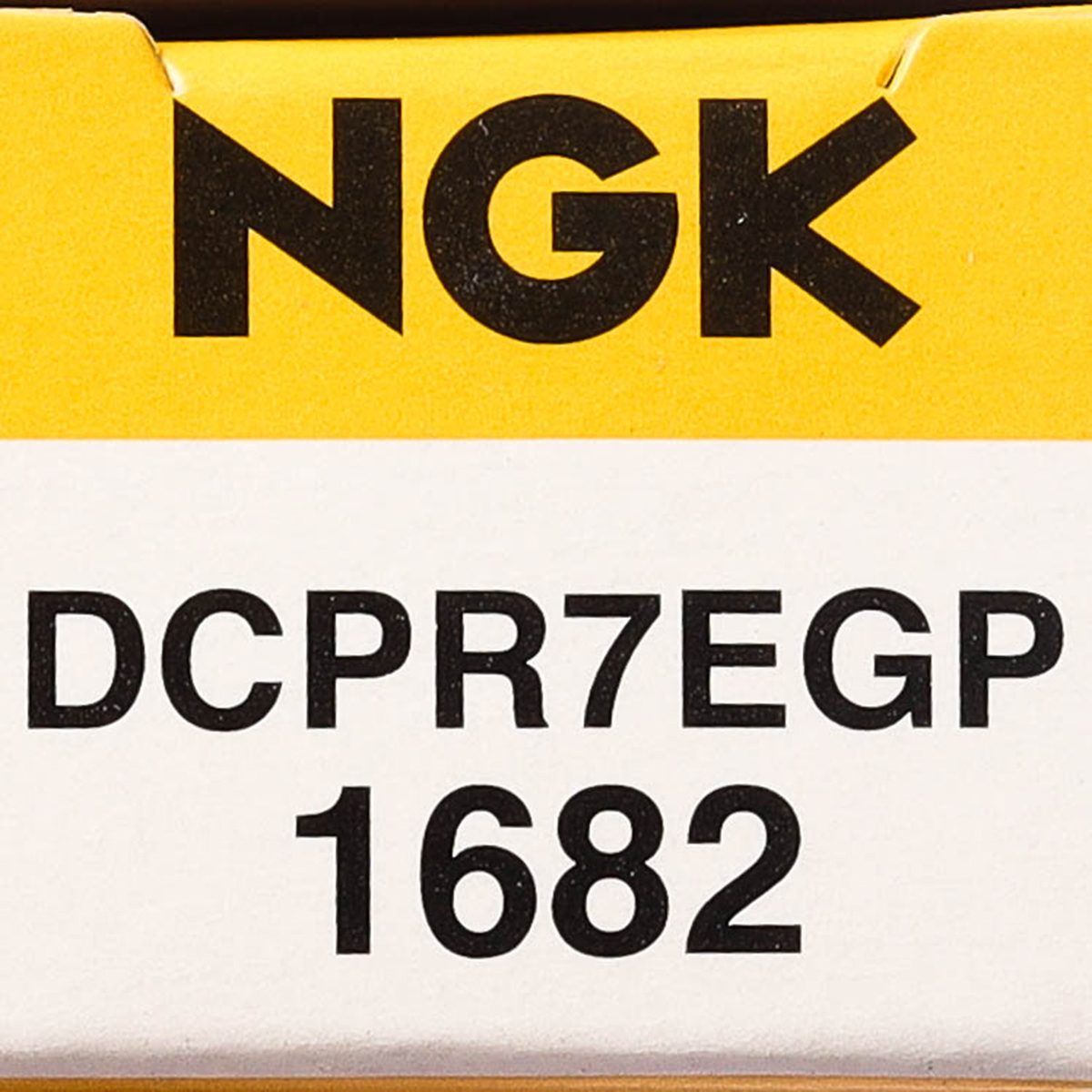 หัวเทียน NGK G-Power แบรนด์ เอ็น.จี.เค (NGK) รุ่น DCPR7EGP ใช้กับรถหัวลาก เกลียว 12 มม. ค่าความร้อนระดับ 7 แกนกลางทำจาก Platinum Alloy แกนกล