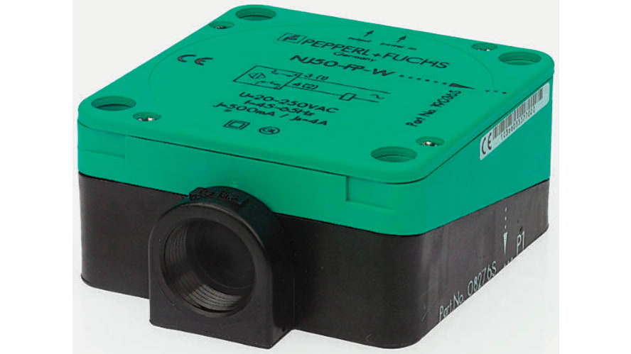 NJ50-FP-E-P1, Pepperl + Fuchs Inductive Block-Style Proximity Sensor, 50 mm Detection, NPN Output, 10 → 30 V dc, IP67