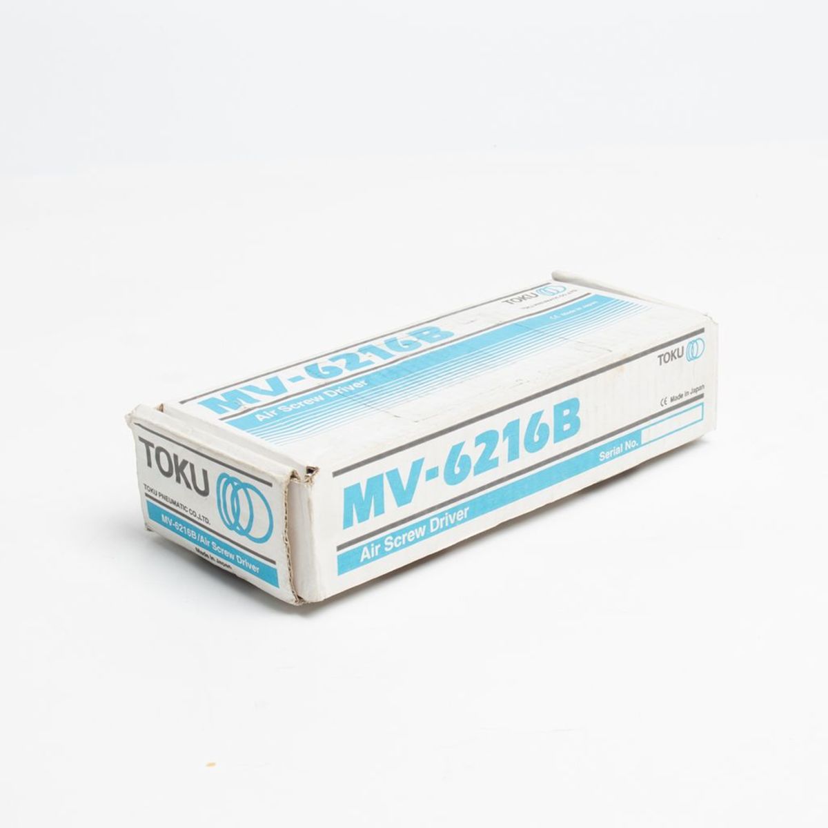 ไขควงลมแบบด้ามตรง โตกุ (TOKU) รุ่น MV-6216B ขนาดแกนเพลา Hex 1/4 นิ้ว แรงบิดแนะนำ 0.4 - 0.9 กิโลกรัม-เมตร ปริมาณลม 0.42 ลบ.ม./นาที ขนาดสายลม 