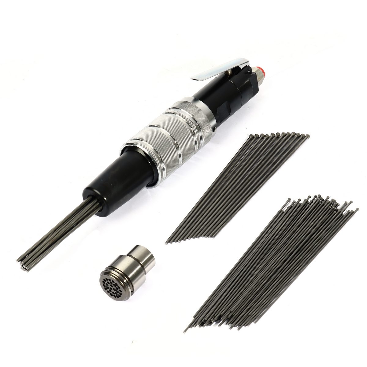 เครื่องสกัดสนิมแบบด้ามตรง โตกุ (TOKU) รุ่น TNS-200 ขนาดลูกสูบ 20 มม. ความยาวช่วงชัก 25 มม. อัตรากระแทก 4,000 ครั้ง/นาที ปริมาณลม 0.25 ลบ.ม./
