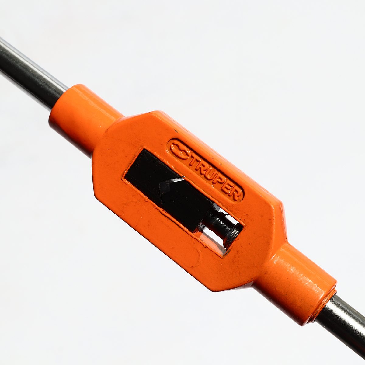 ด้ามต๊าปเกลียว 1/4 นิ้ว ทรูเปอร์ (TRUPER) รุ่น 11434 สำหรับจับดอกต๊าปเกลียวรีมเมอร์ และเครื่องมืออื่นๆ ที่เป็นแกนสี่เหลี่ยม ใช้ได้กับต๊าปตัว