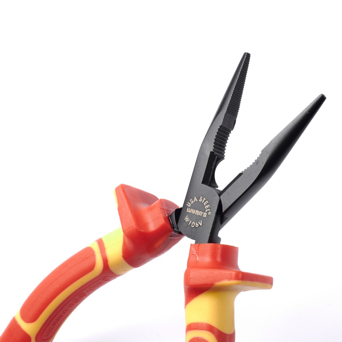 W106V คีมปากแหลมไฟฟ้าแรงดันสูง 6"