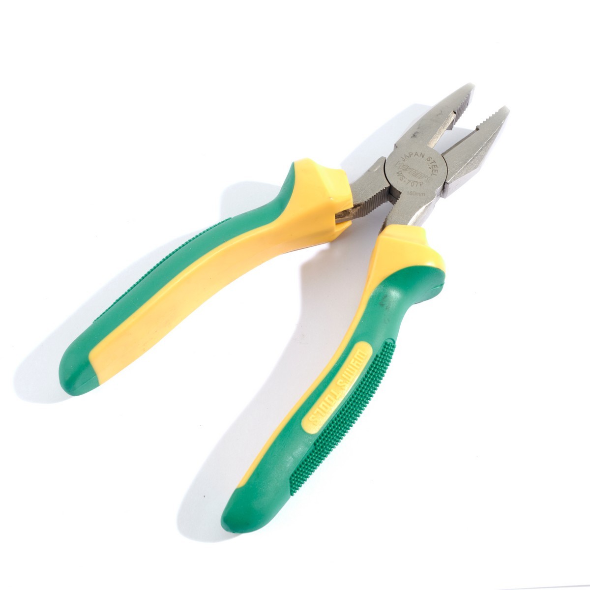 WS707P คีมปากจิ้งจก 7" ด้ามบ่าเหลือง
