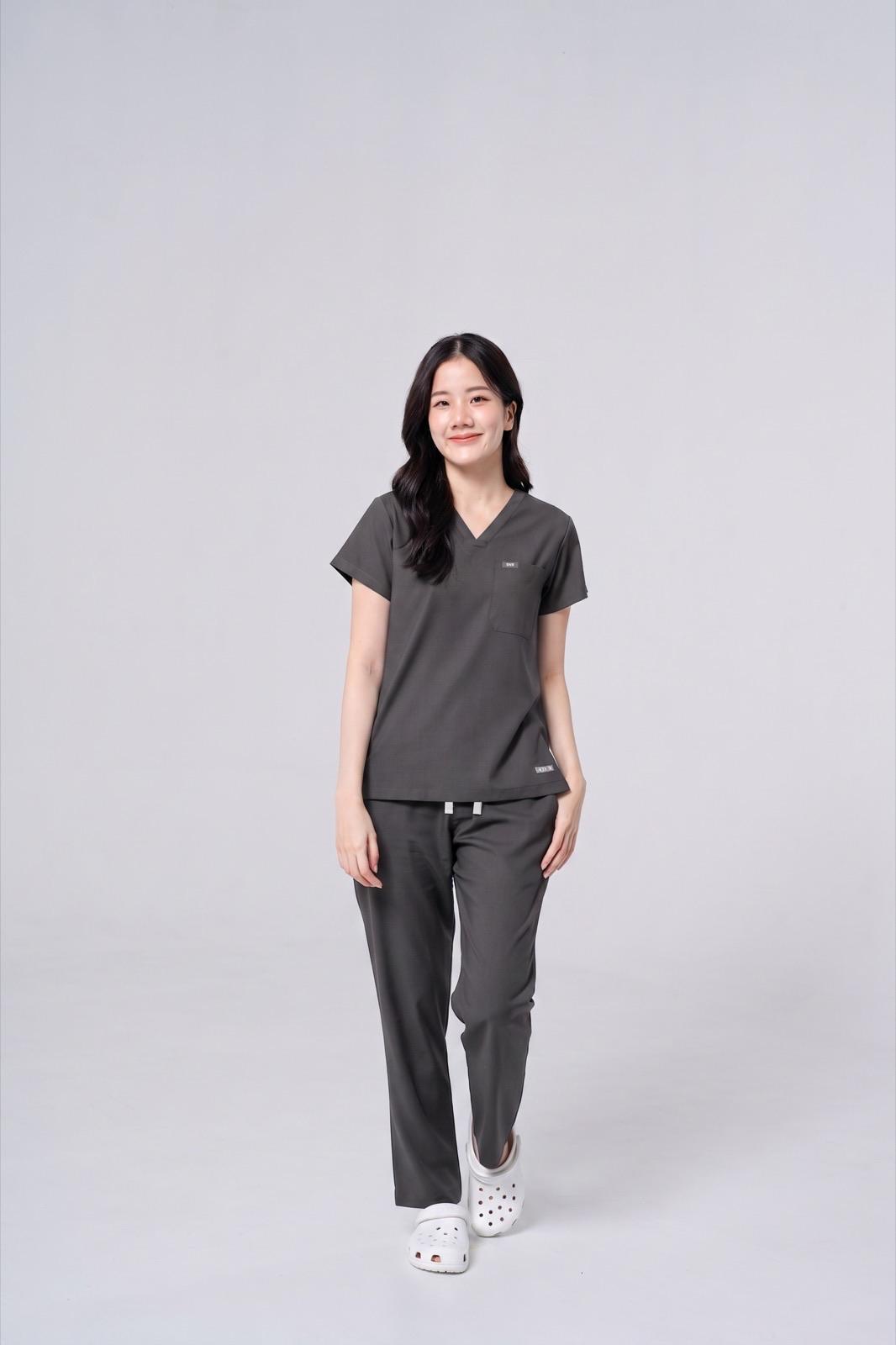 ชุดเซ็ทสนู้ปปี้ ผู้หญิง Sport Club Collection