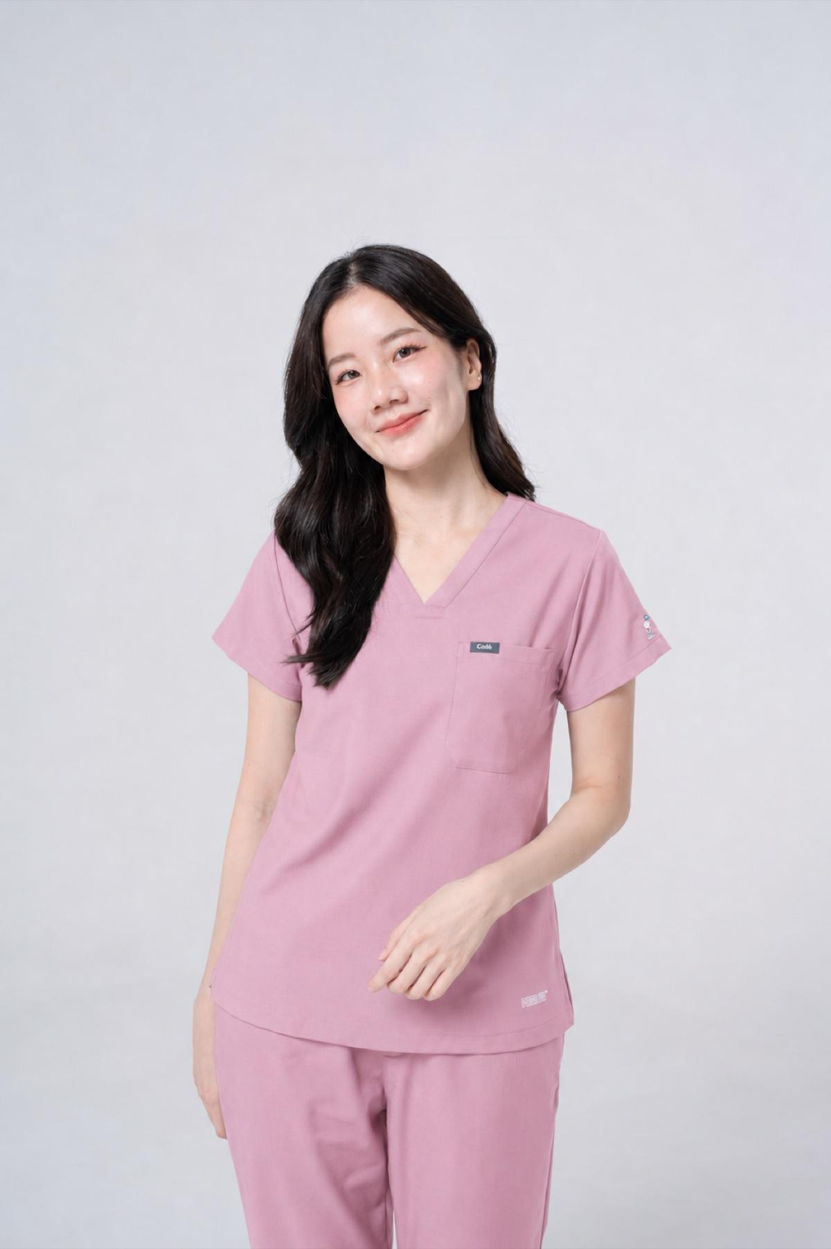 ชุดเซ็ทสนู้ปปี้ ผู้หญิง Sport Club Collection